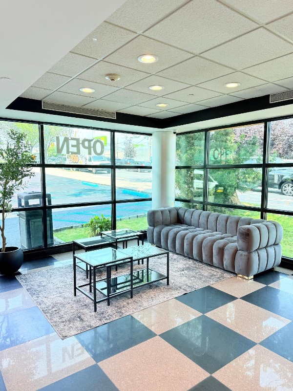 Nova Hotel Bronx image 1